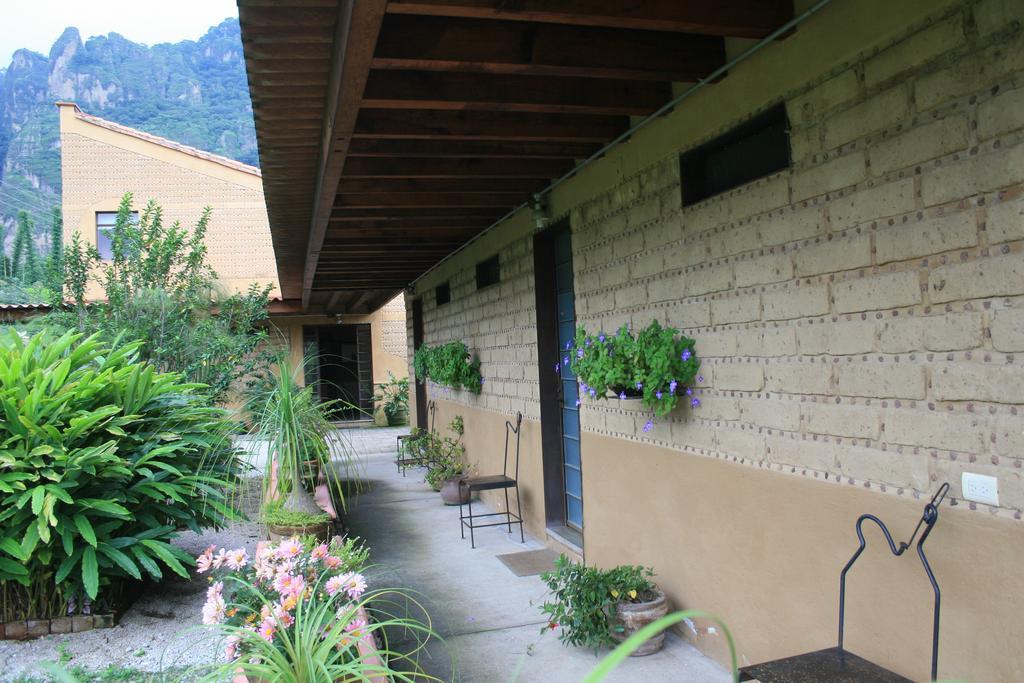 Madre Tierra B&B Tepoztlan Exterior photo
