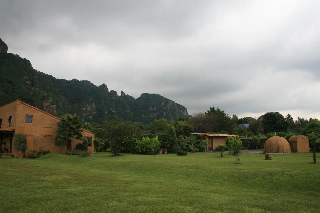 Madre Tierra B&B Tepoztlan Exterior photo